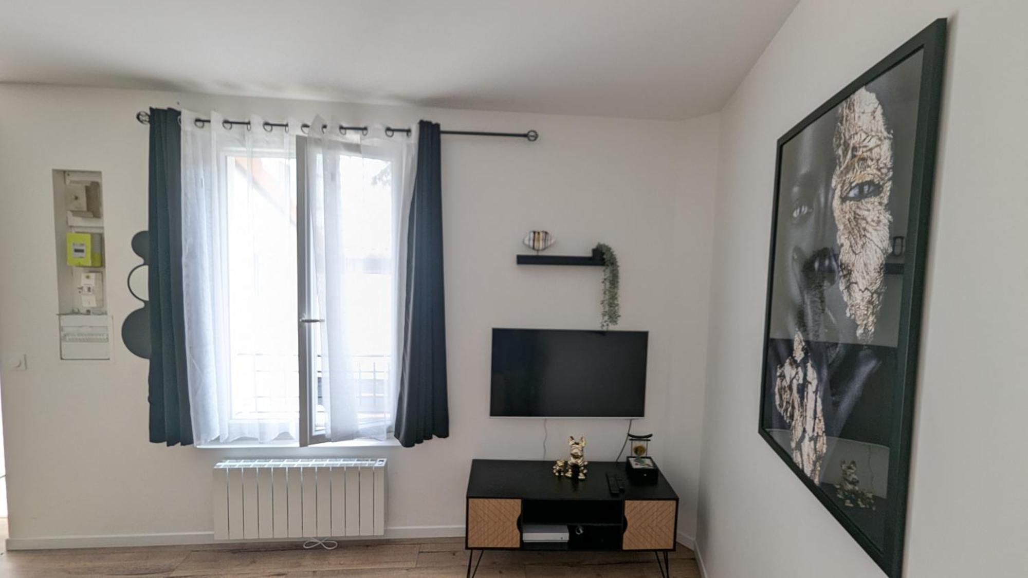 *J'Y Suis J'Y Reste* - Proche De Paris Вильжюиф Экстерьер фото